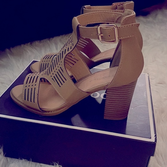 Top Moda Chunky heel ankle strap - Picture 5 of 8